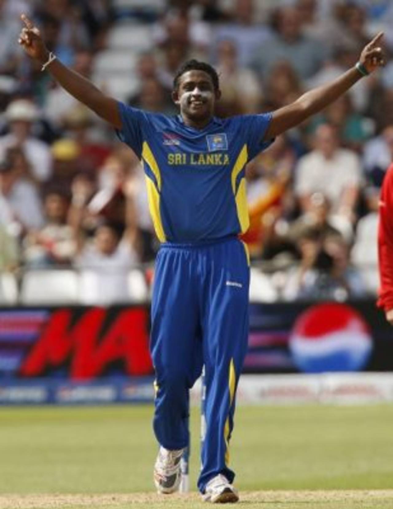 Ajantha Mendis: "I'm not interested in who I'm bowling to. I'm bowling my line and length and not concentrating on who is at the other end."&nbsp;&nbsp;&bull;&nbsp;&nbsp;Associated Press