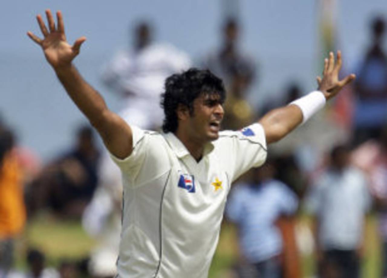 Fast bowler Abdur Rauf nipped out two wickets in National Bank of Pakistan's reply to Multan's 303&nbsp;&nbsp;&bull;&nbsp;&nbsp;Associated Press