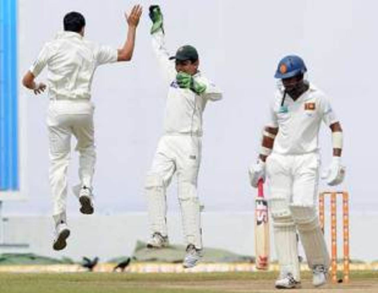 Sri Lanka's batsmen lacked the technique to combat the moving ball&nbsp;&nbsp;&bull;&nbsp;&nbsp;AFP