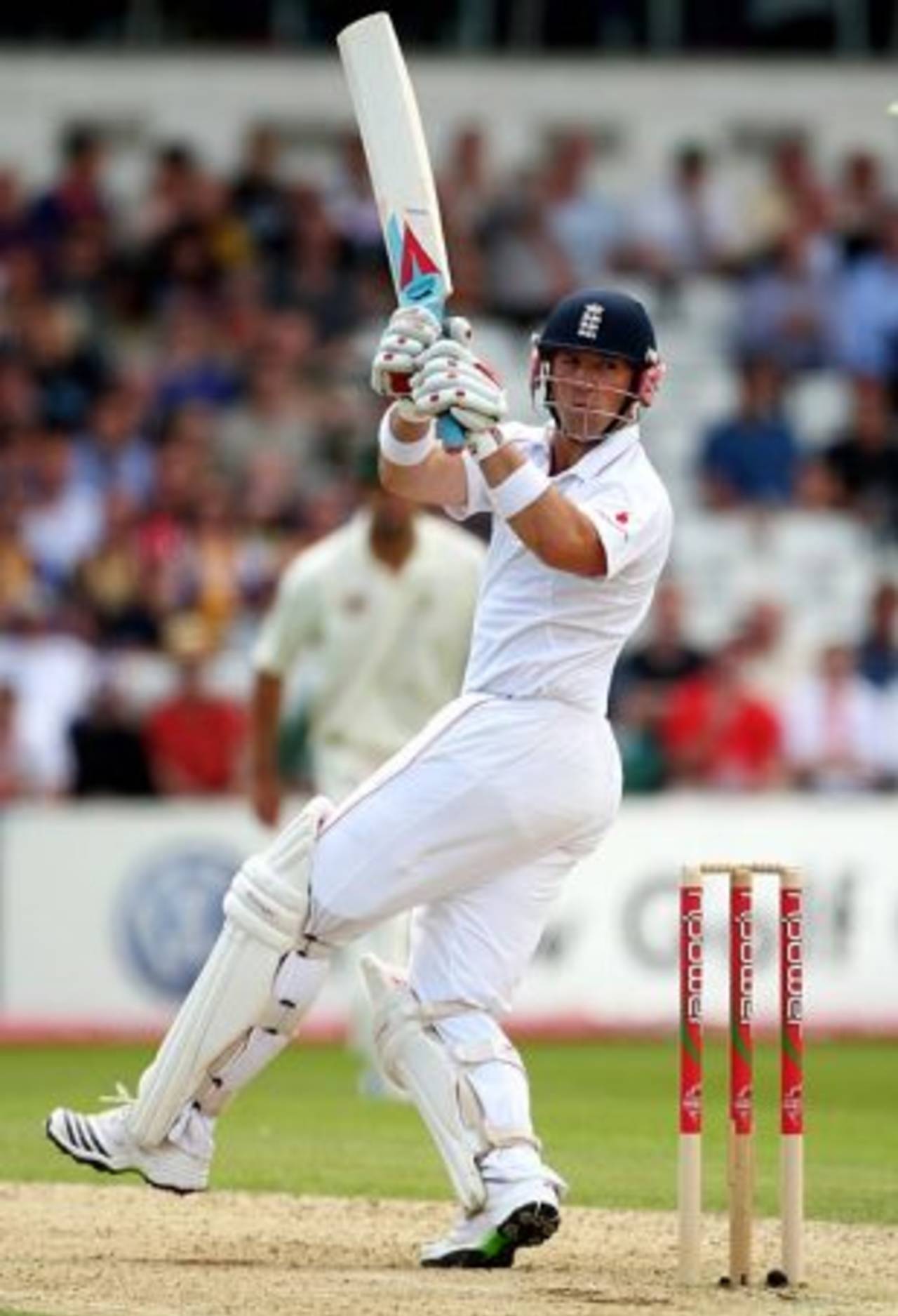 Matt Prior top-scored for England with 37, England v Australia, 4th Test, Headingley, 1st day, August 7, 2009
