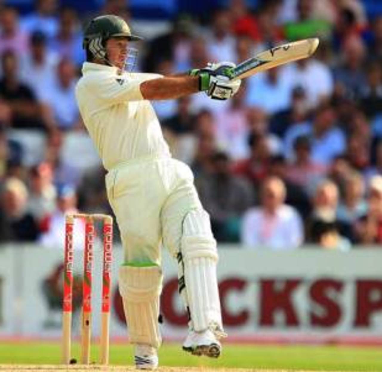 Ricky Ponting pulls strongly during his 78, England v Australia, 4th Test, Headingley, 1st day, August 7, 2009