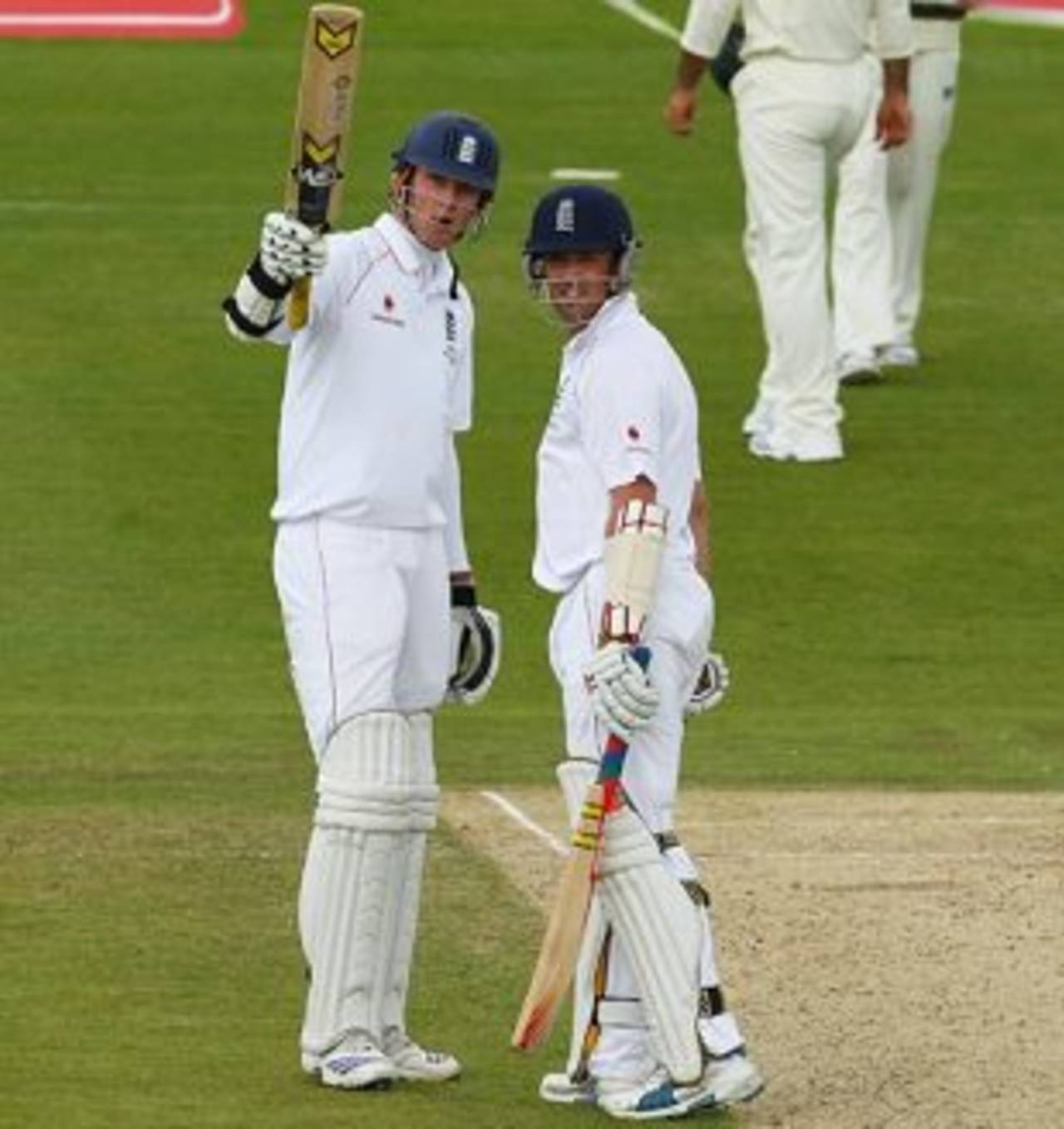 Stuart Broad and Graeme Swann added 108 for the eighth wicket, England v Australia, 4th Test, Headingley, 3rd day, August 9, 2009