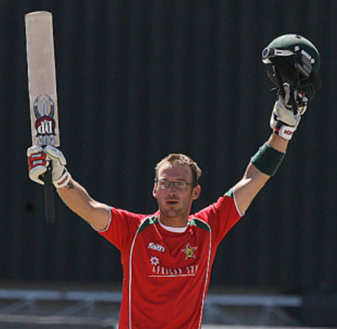 Charles Coventry's record-equalling 194 was the brightest spot of 2009 for Zimbabwe&nbsp;&nbsp;&bull;&nbsp;&nbsp;AFP