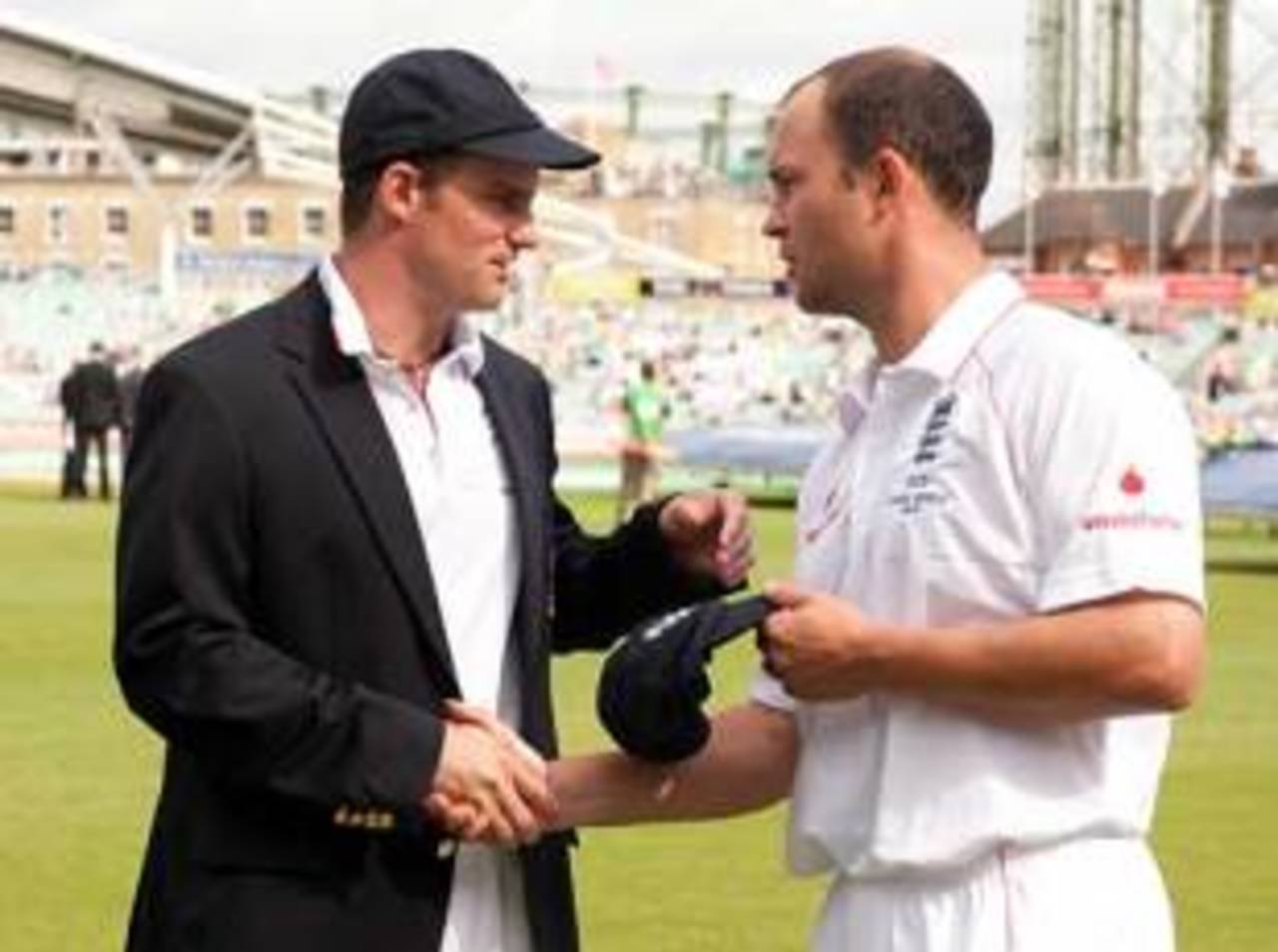 Andrew Strauss presents Jonathan Trott with his Test cap, England v Australia, 5th Test, The Oval, 1st day, August 20, 2009