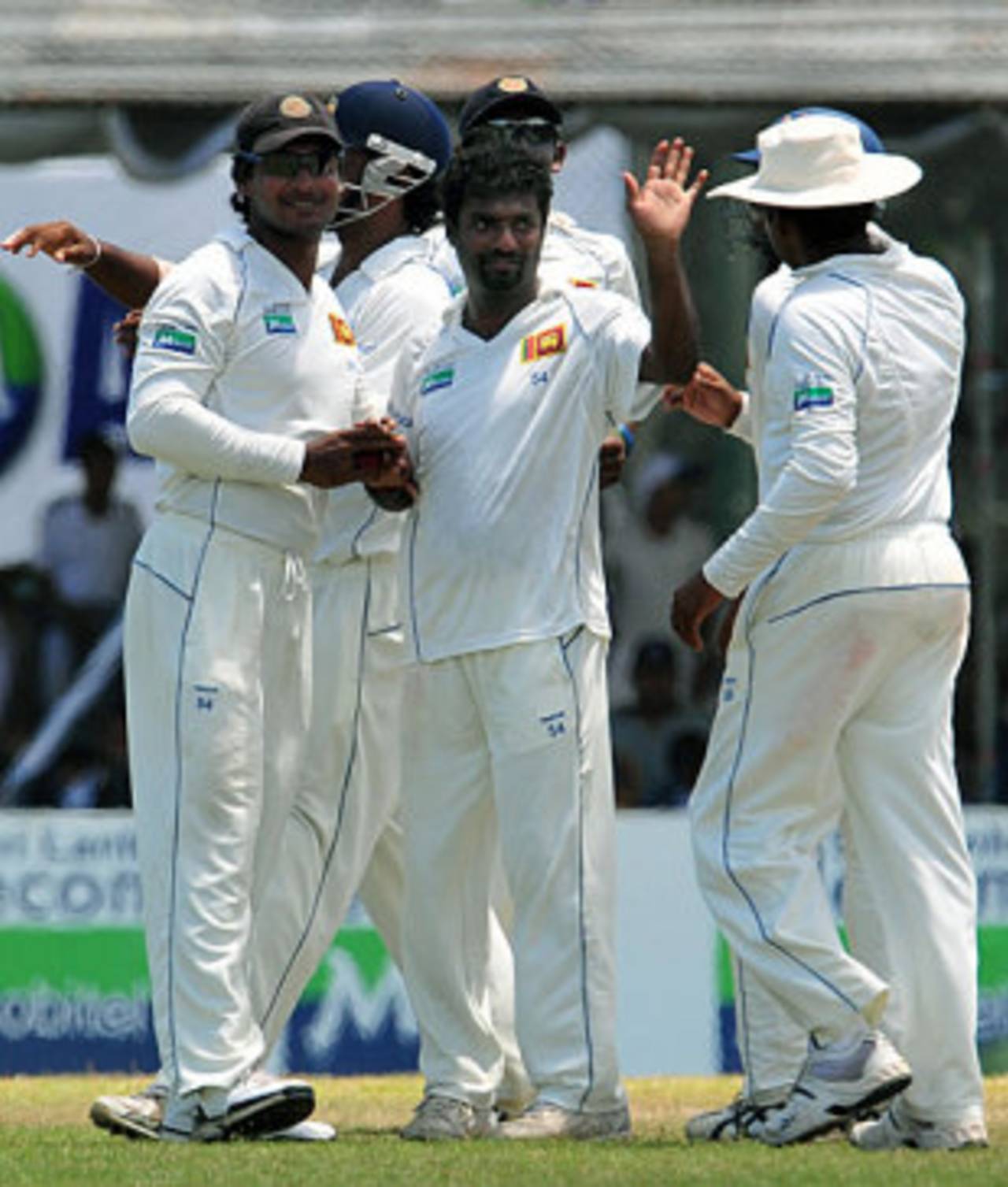Muttiah Muralitharan captured seven wickets in the match, Sri Lanka v New Zealand, 1st Test, Galle, 5th day, August 22, 2009 