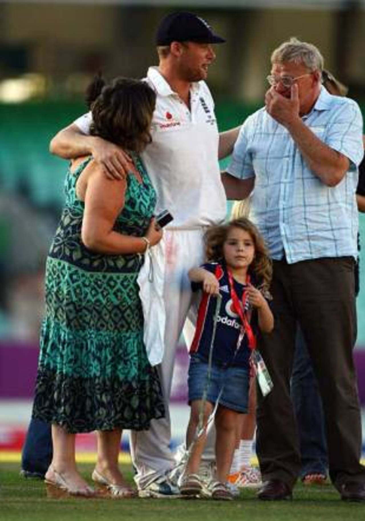 Andrew Flintoff with his emotional parents, England v Australia, 5th Test, The Oval, 4th day, August 23, 2009