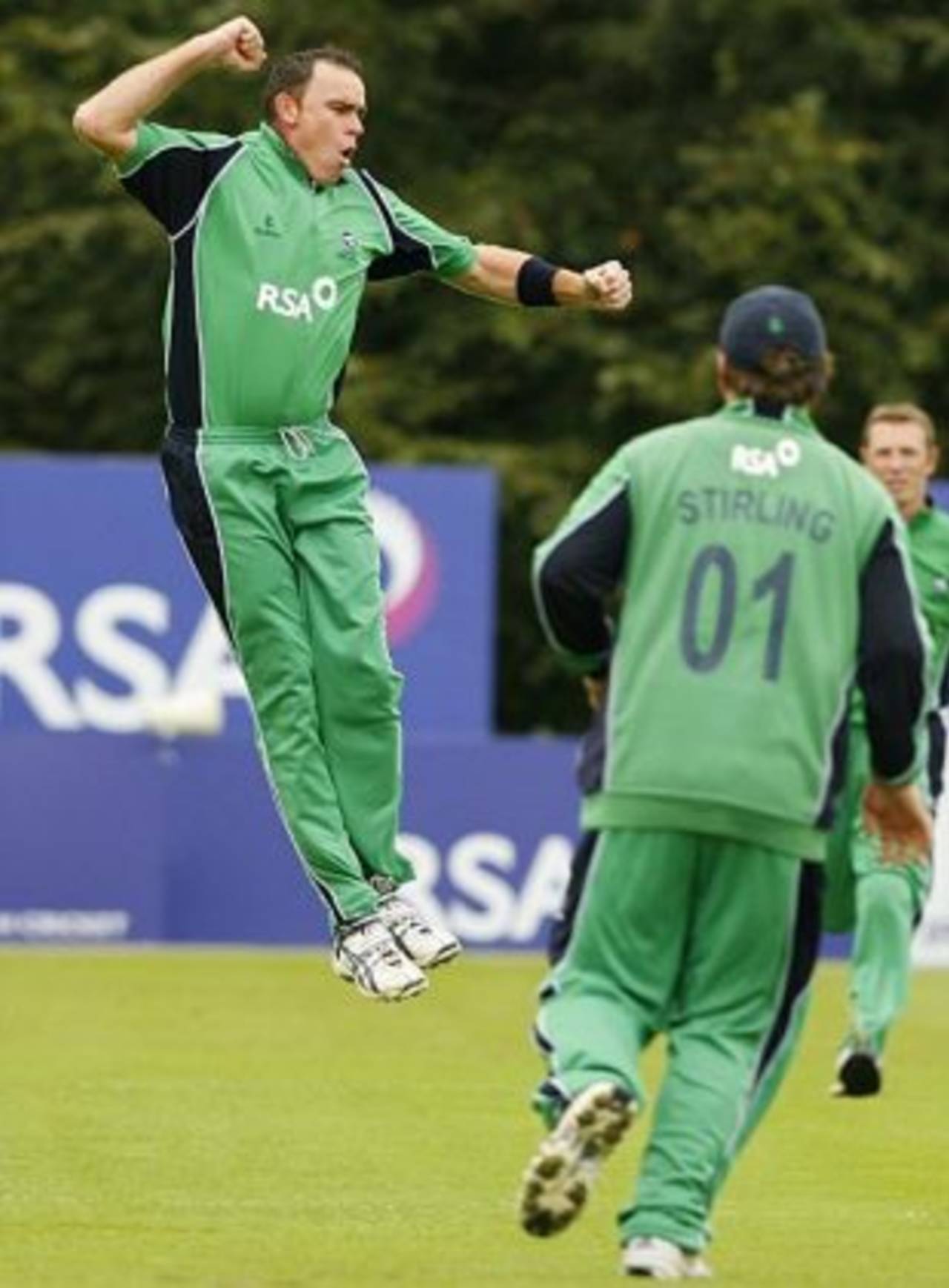 Trent Johnston celebrates a wicket, Ireland v England, only ODI, Stormont, August 27, 2009
