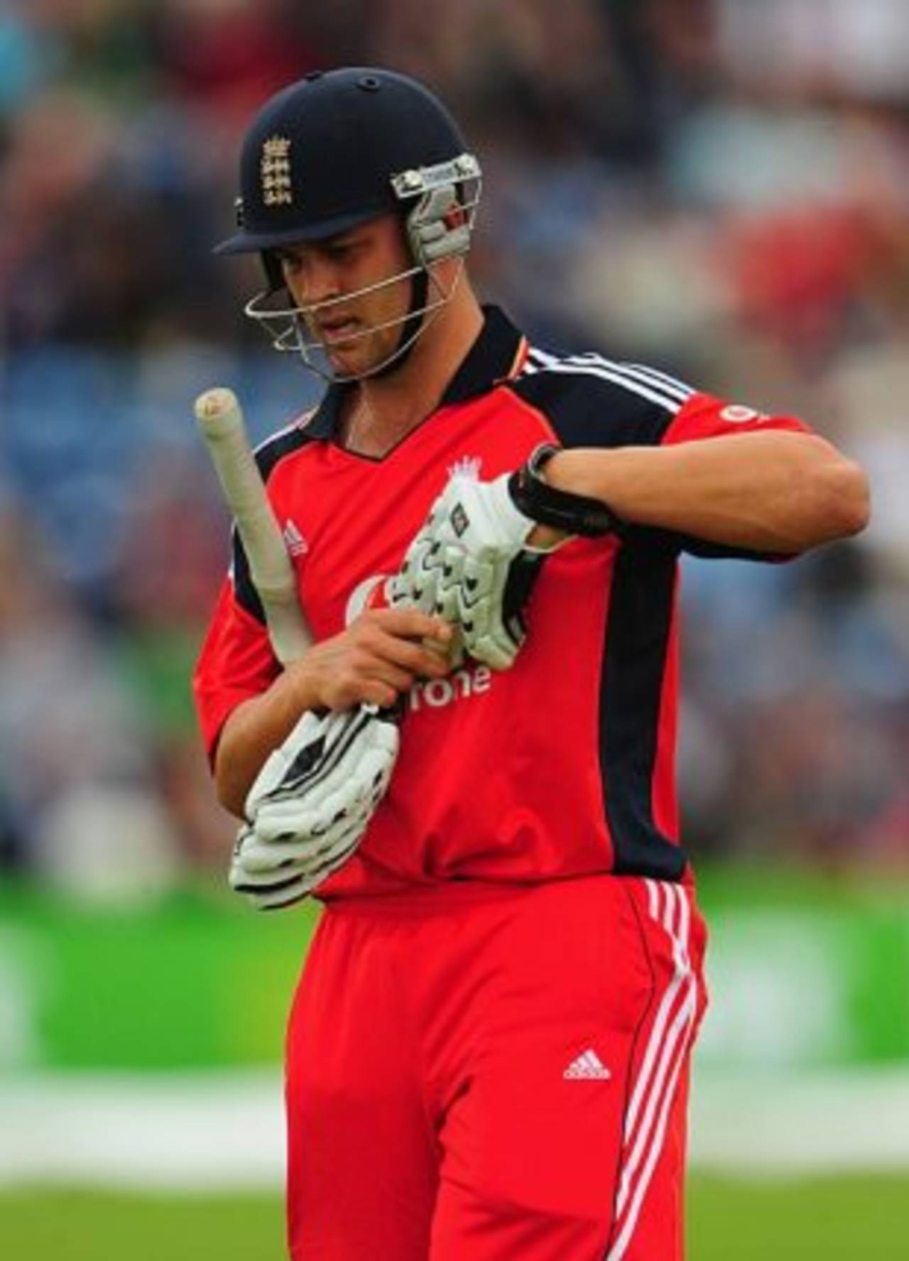 Gravity gear: want to get an England cricketer down? Stick him in one-day clothes&nbsp;&nbsp;&bull;&nbsp;&nbsp;Getty Images