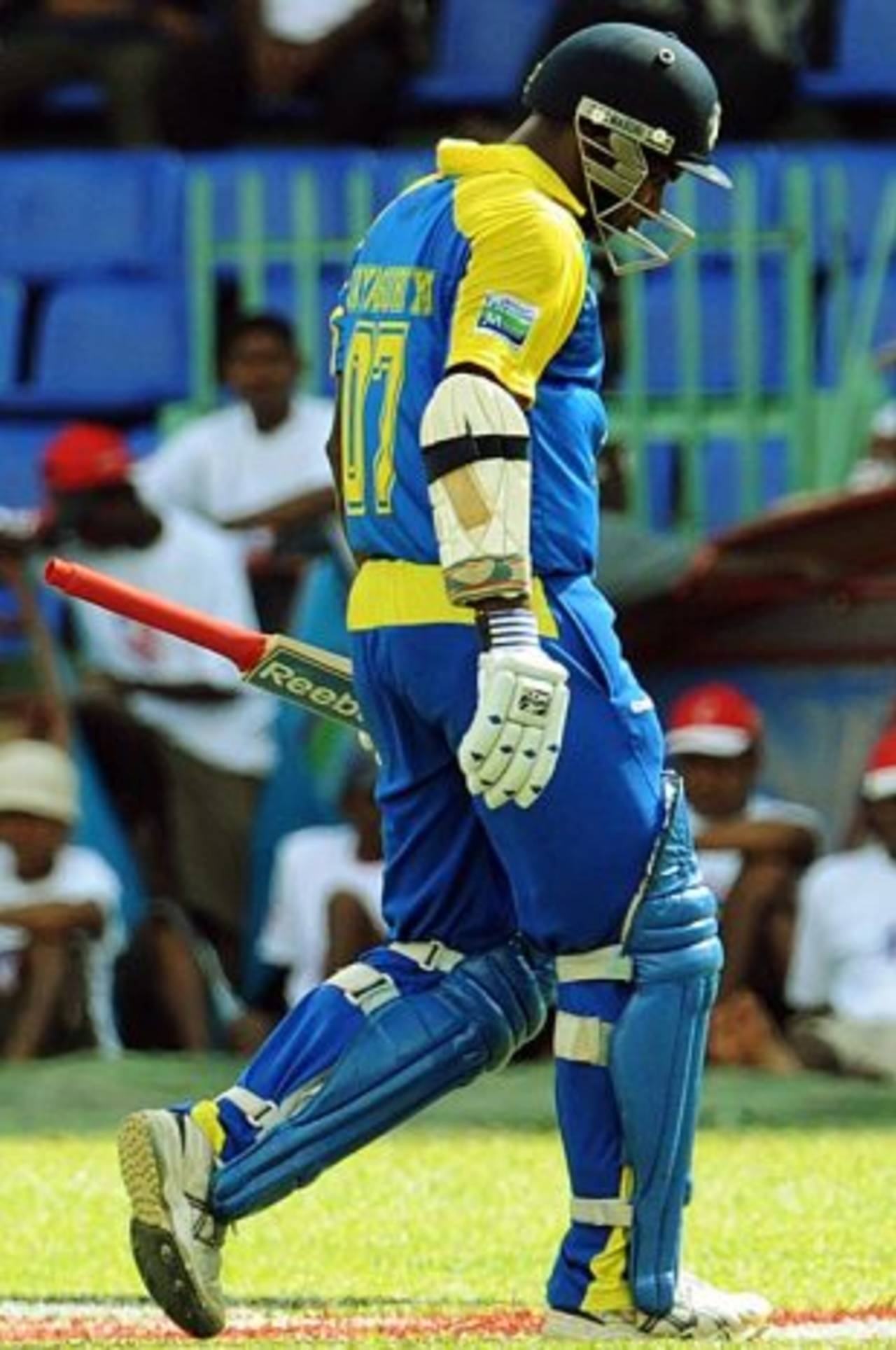 Sanath Jayasuriya's recent batting form has the Sri Lankan selectors concerned&nbsp;&nbsp;&bull;&nbsp;&nbsp;AFP