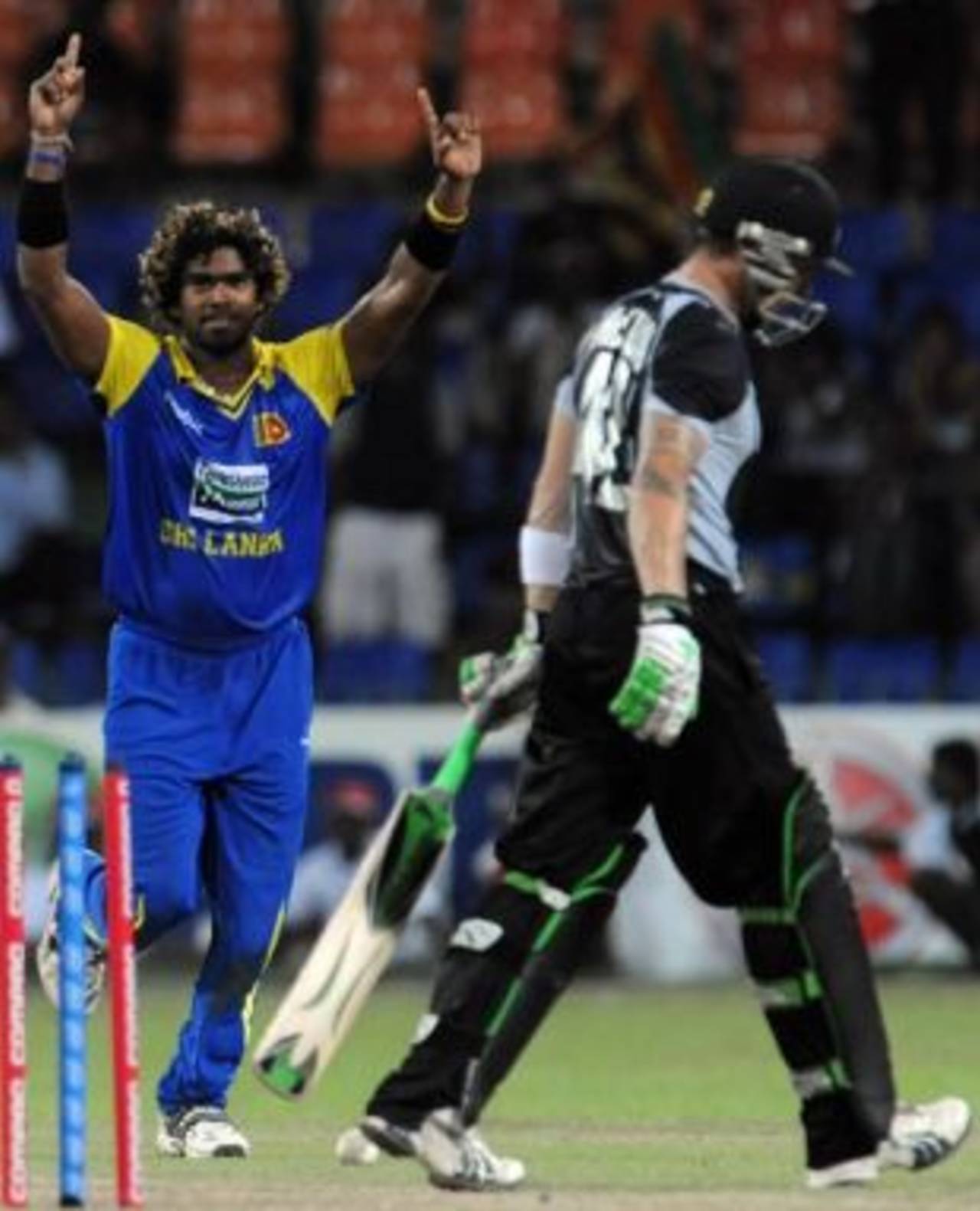 Lasith Malinga sends back Brendon McCullum, Sri Lanka v New Zealand, 1st match, Compaq Cup, Colombo, September 8, 2009