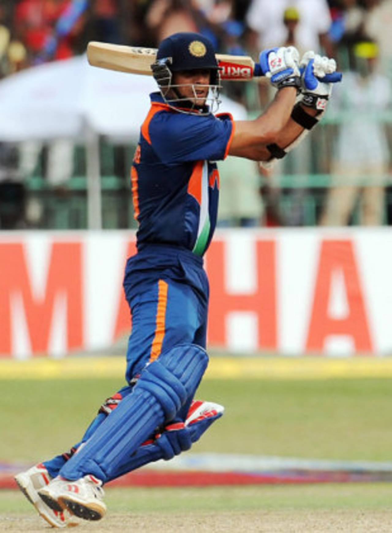 Rahul Dravid cuts, Sri Lanka v India, Compaq Cup, final, Colombo, September 14, 2009