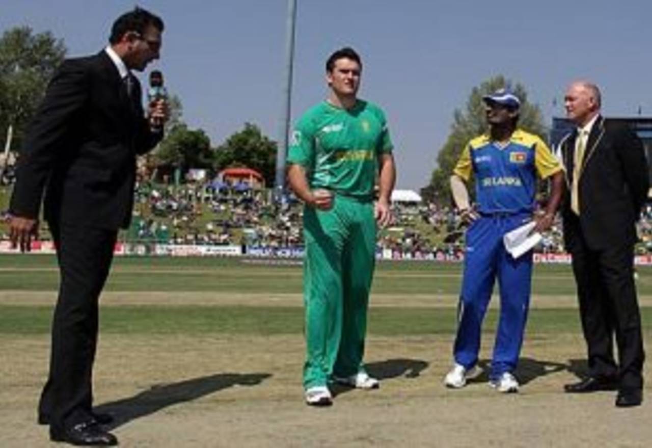 Graeme Smith has expressed his support for Sri Lanka's cricketers, who have not been paid for eight months&nbsp;&nbsp;&bull;&nbsp;&nbsp;Getty Images