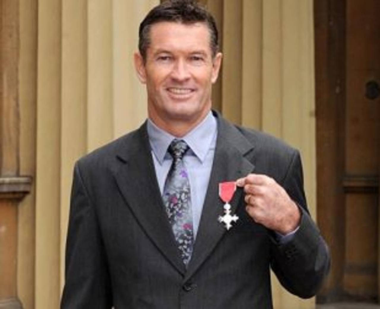 Graeme Hick with his MBE, London, October 20, 2009