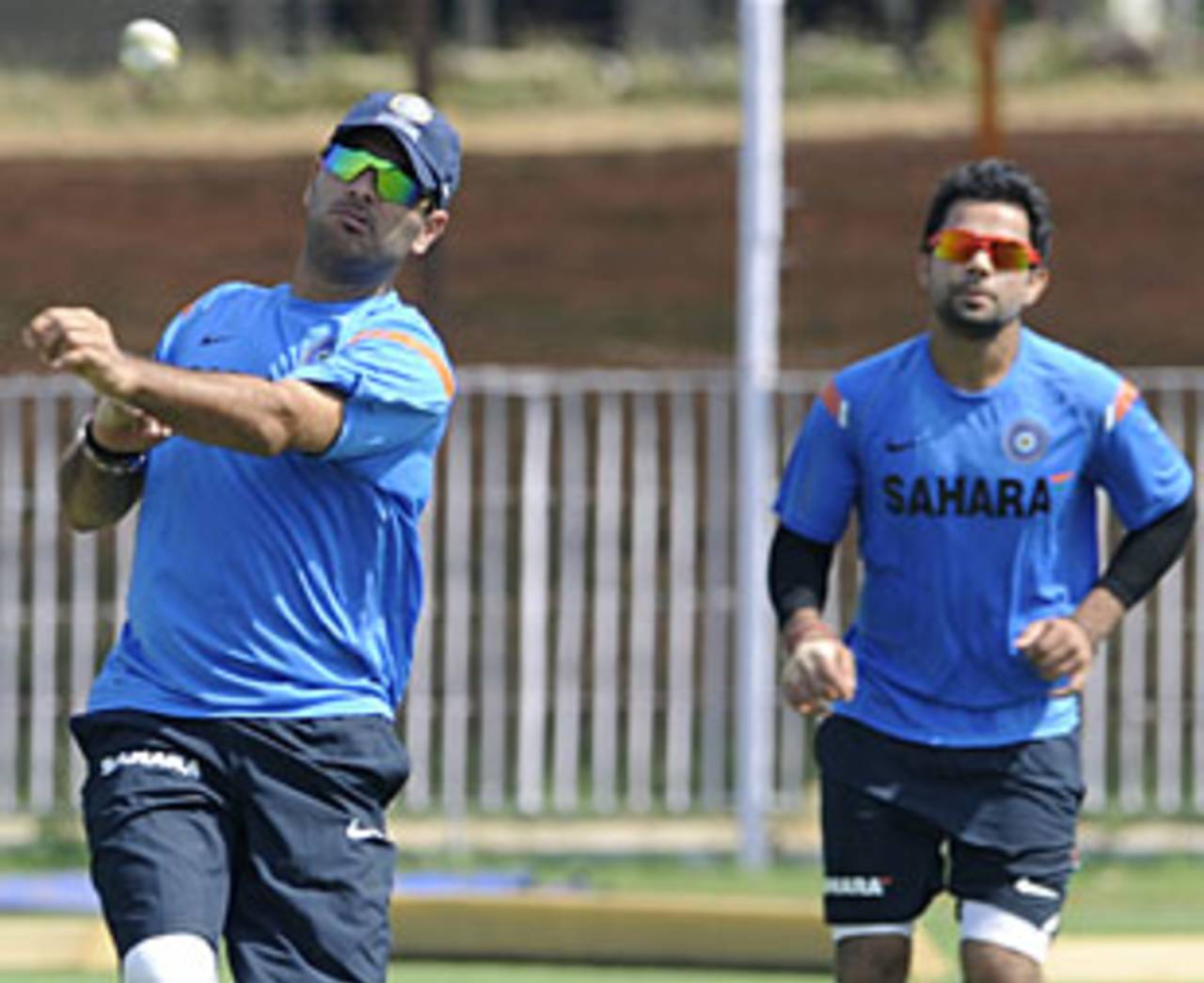 Yuvraj Singh and Virat Kohli go through the fielding drill, Vadodara, October 24, 2009