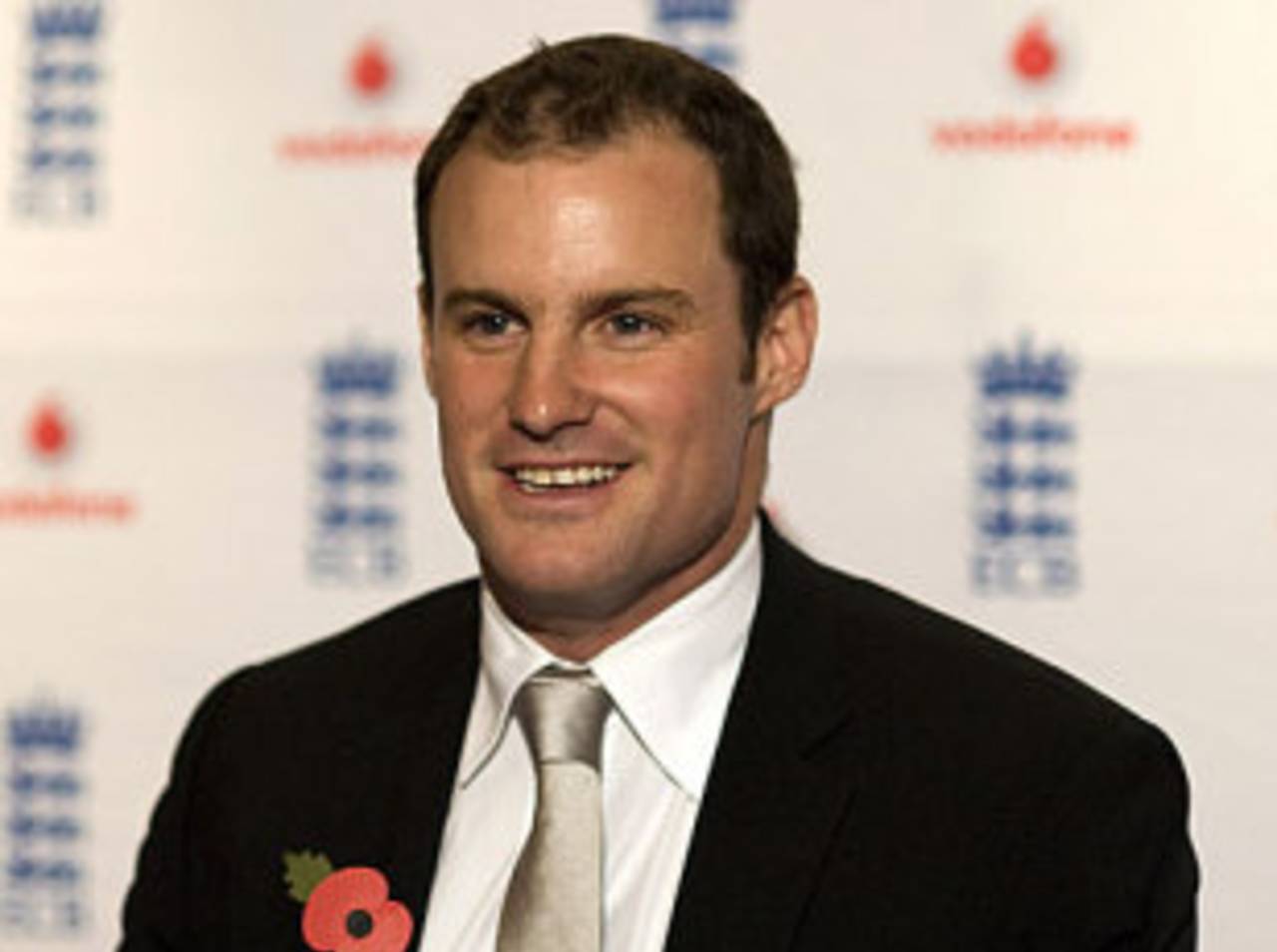 Andrew Strauss addresses the media at Heathrow, London, October 31, 2009