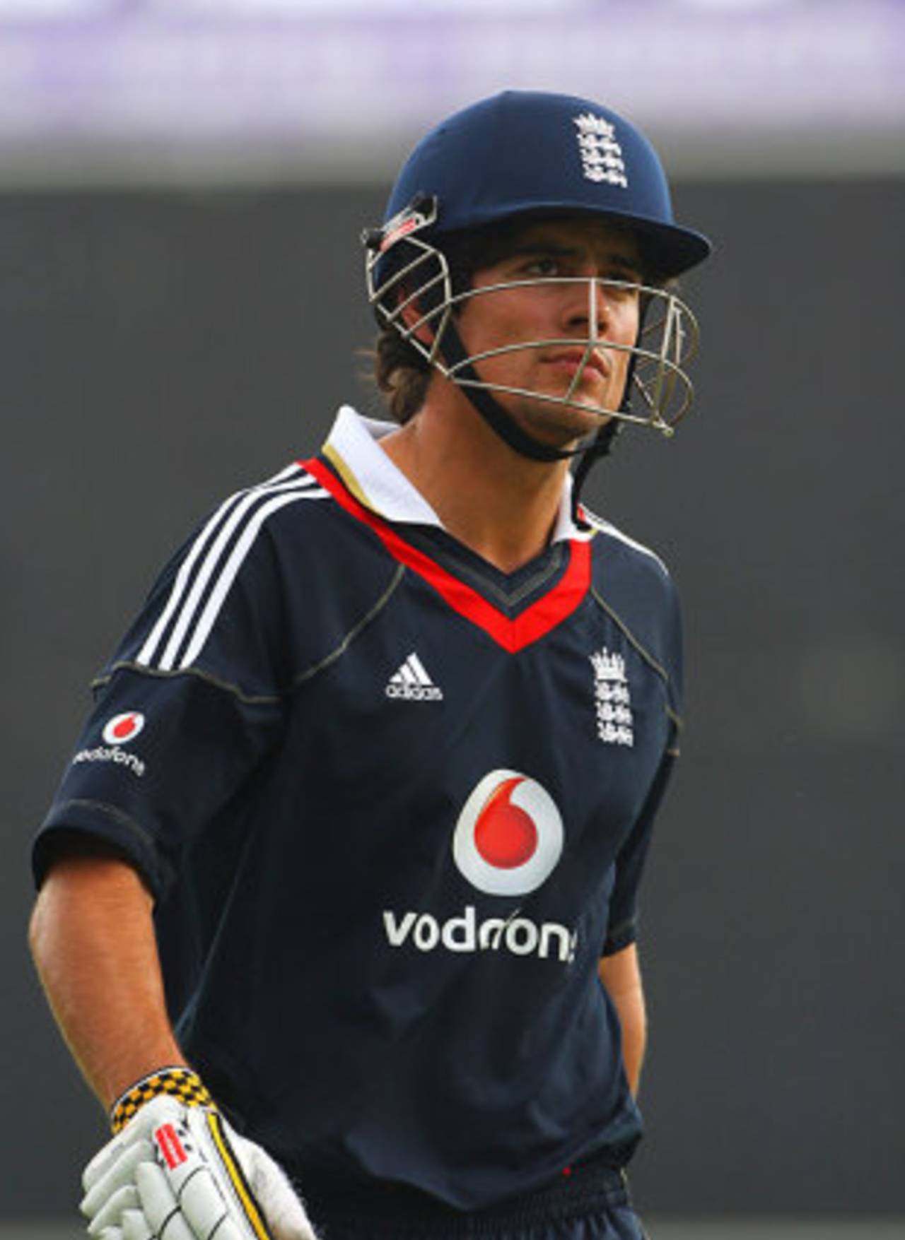 Alastair Cook made 26 from 21 balls, but couldn't keep up with a required rate of 12 an over, South Africa v England, 2nd Twenty20, Centurion, November 15, 2009