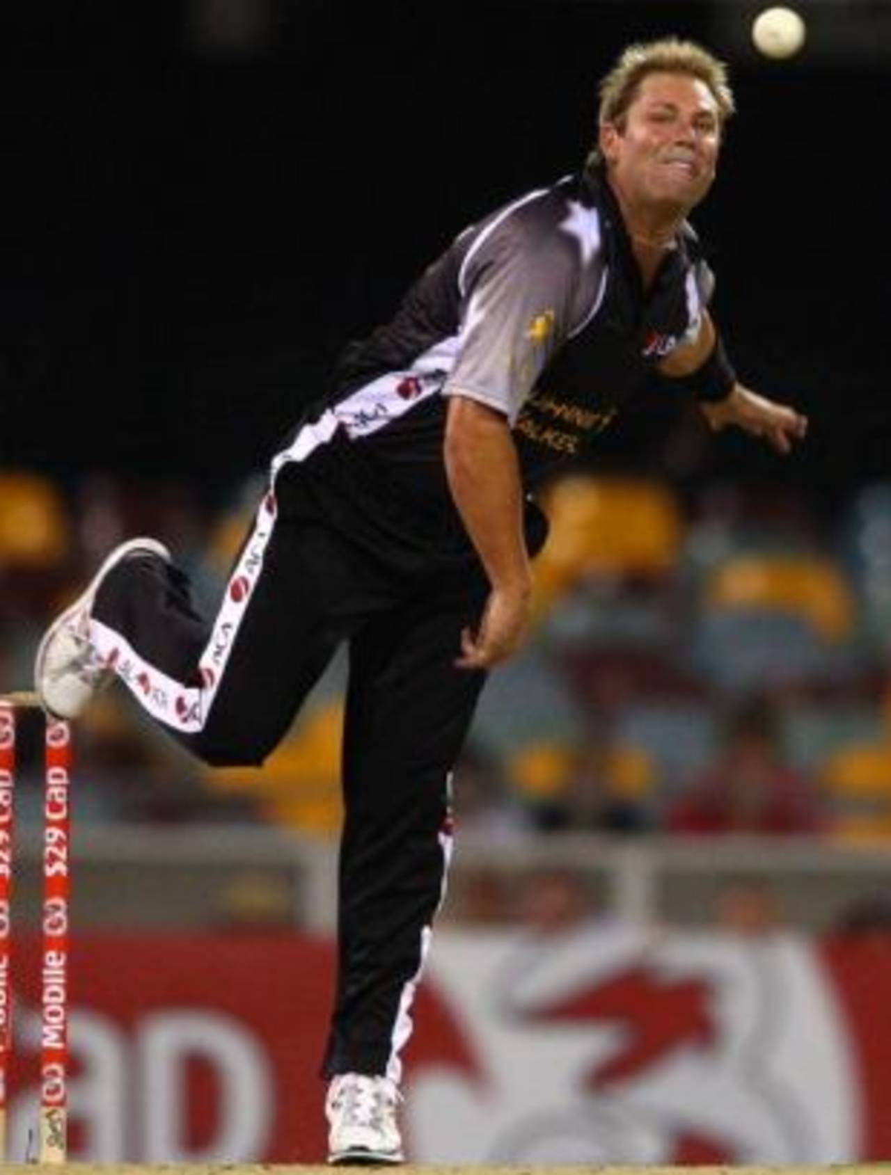 Shane Warne spins one down, Australian Cricketers' Association XI v Australian XI, Brisbane, November 22, 2009