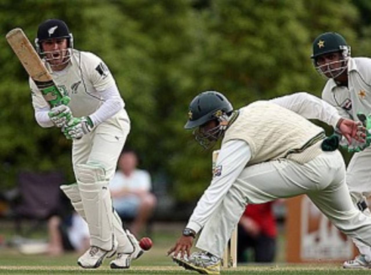 Brendon McCullum works one away through the leg side, New Zealand v Pakistan, 1st Test, Dunedin, 2nd day, November 25, 2009