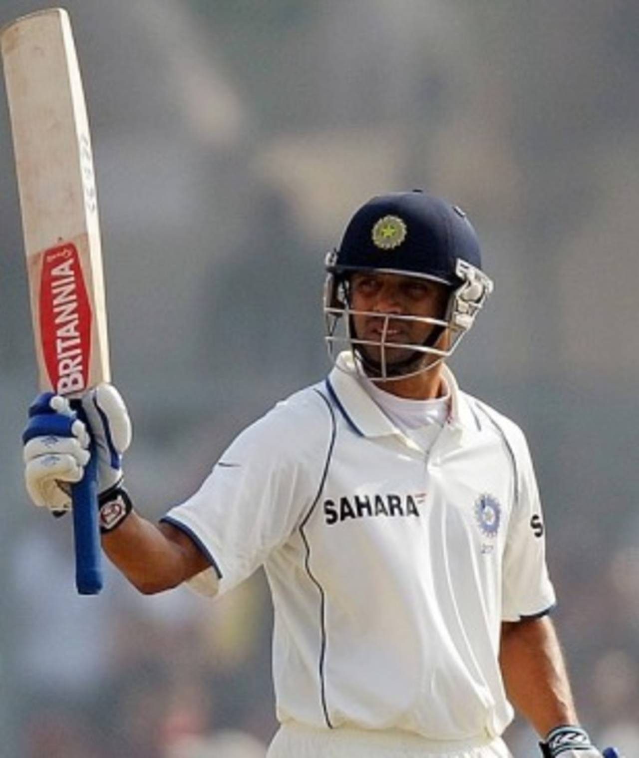 Rahul Dravid celebrates his century, India v Sri Lanka, 2nd Test, Kanpur, 2nd day, November 25, 2009
