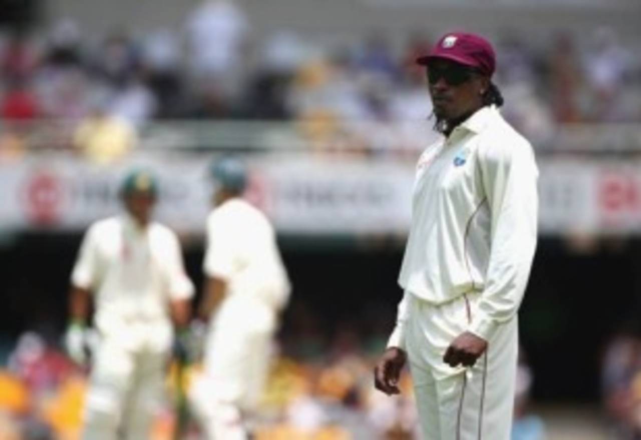 Chris Gayle waits in the field, Australia v West Indies, 1st Test, Brisbane, 1st day, November 26, 2009