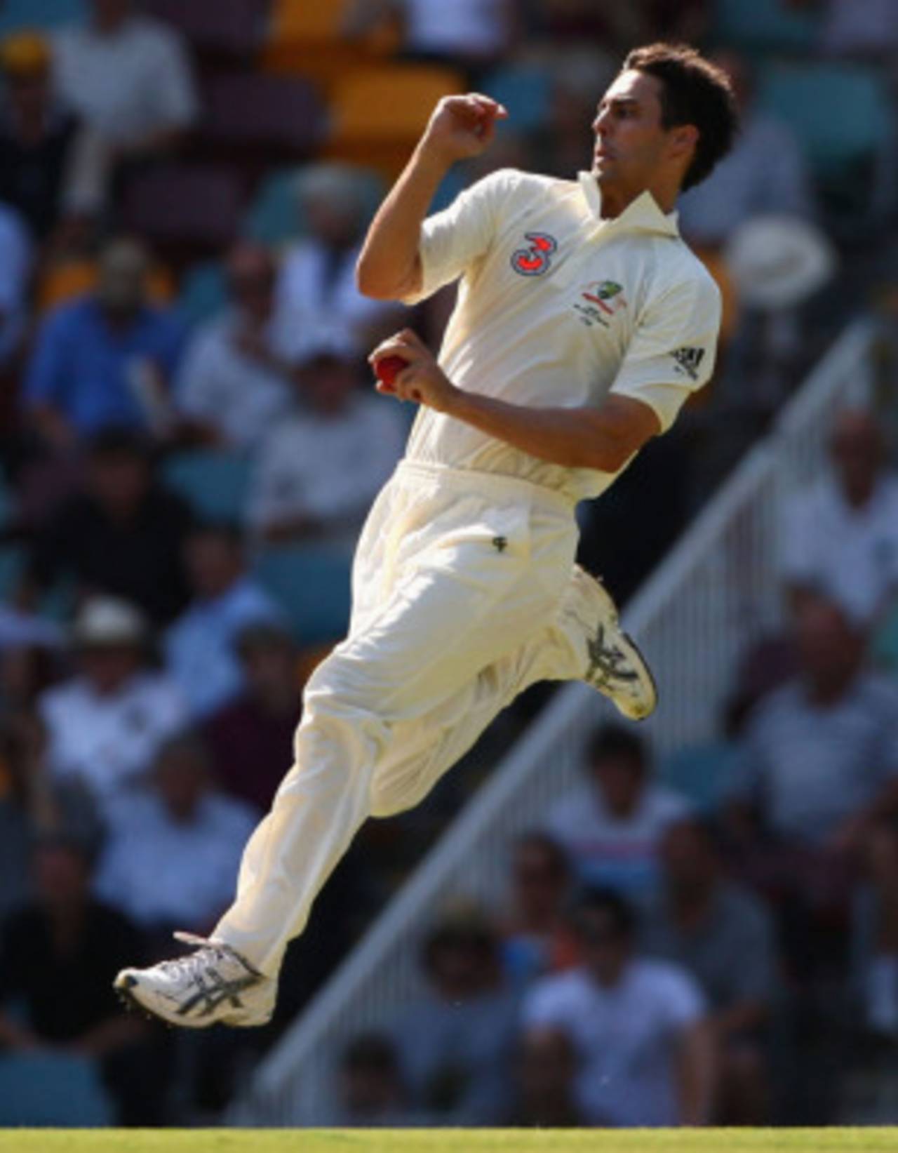 Mitchell Johnson steams in, Australia v West Indies, 1st Test, Brisbane, 2nd day, November 27, 2009