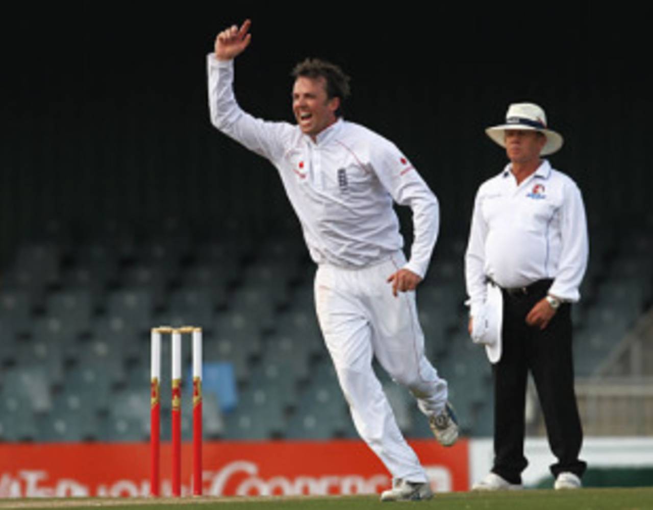 Graeme Swann enjoyed an excellent all-round day for England, South African Invitational XI v England XI at East London, December 10, 2009 