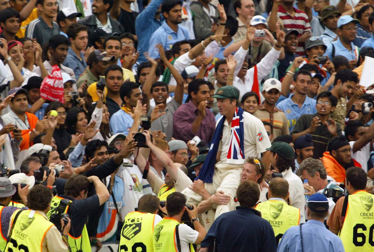 Quitting at the top: Steve Waugh is carried shoulder-high after his last Test, at Sydney in 2004&nbsp;&nbsp;&bull;&nbsp;&nbsp;Chris McGrath/Getty Images