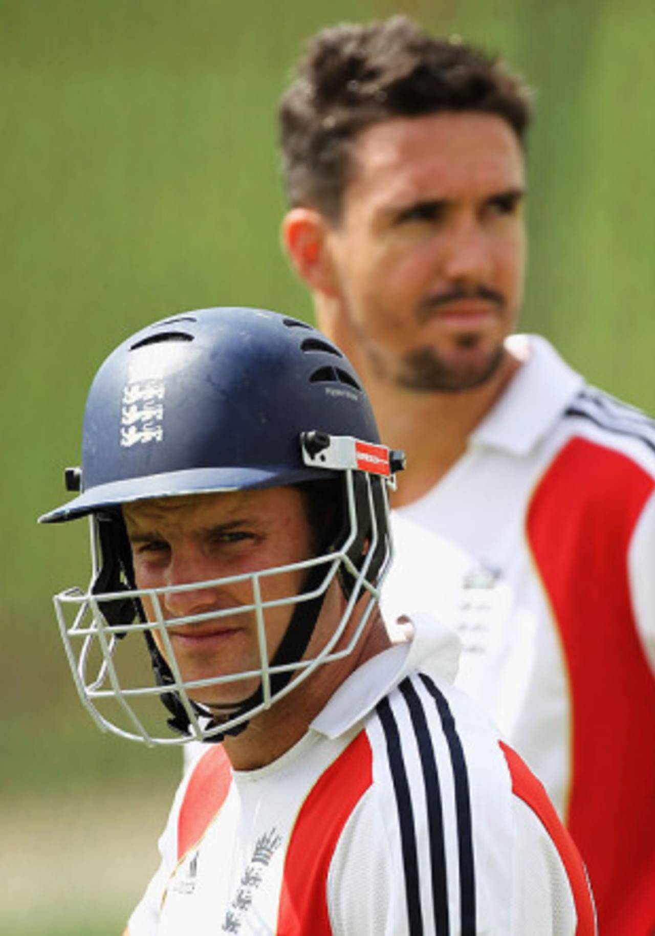 Andrew Strauss and Kevin Pietersen contemplate the challenge that awaits in Centurion&nbsp;&nbsp;&bull;&nbsp;&nbsp;Getty Images