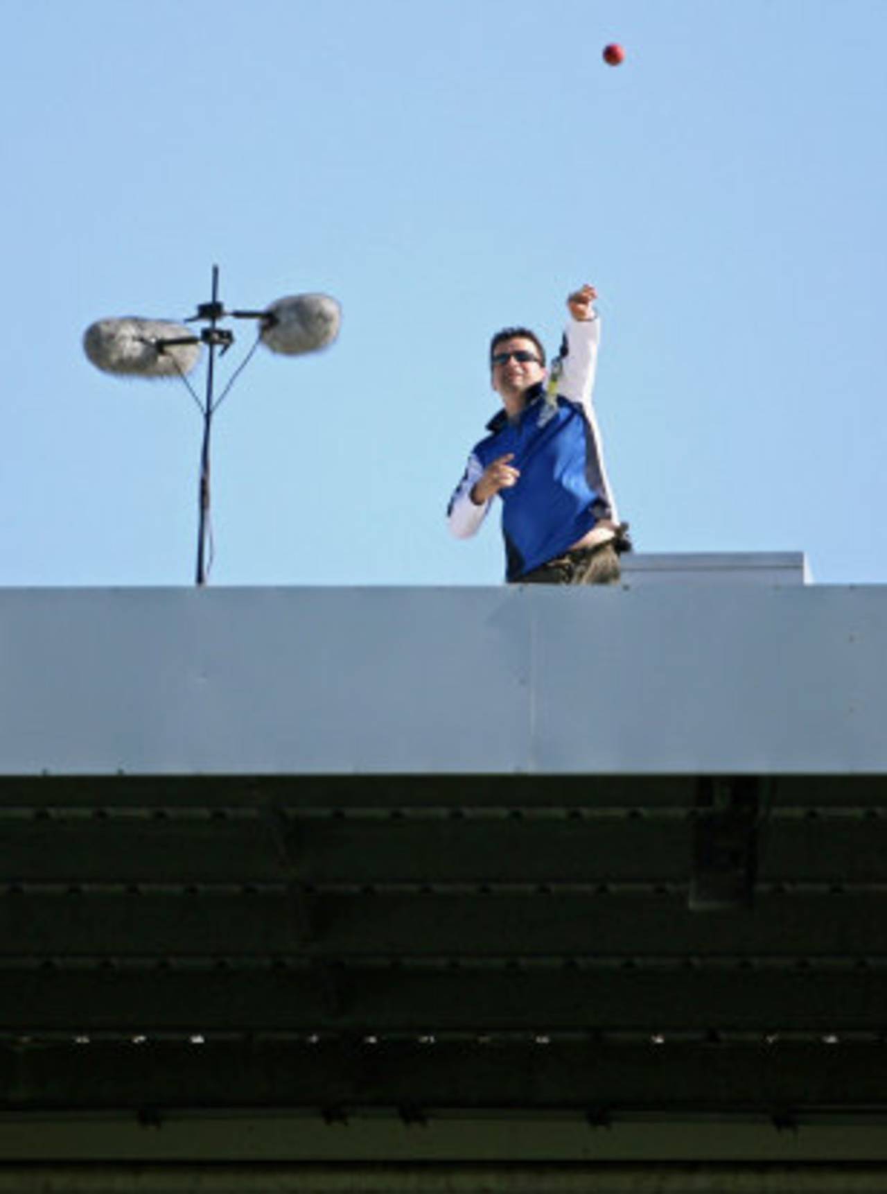 The ball is returned after Chris Gayle hit it on to the roof of the Lillee-Marsh stand, Australia v West Indies, 2nd Test, Perth, 17 December, 2009