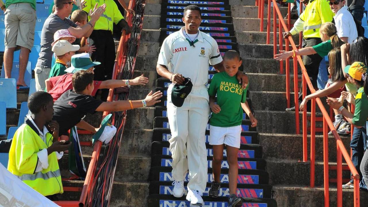 Makhaya Ntini's son joins him as he leads South Africa out onto the field for his 100th cap, South Africa v England, 1st Test, Centurion, December 17, 2009