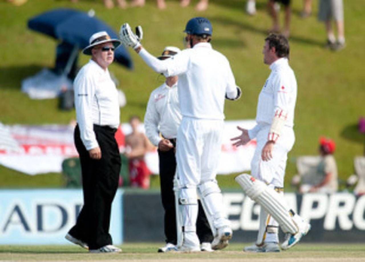 Stuart Broad remonstrated with the umpires after South Africa delayed their call for the review that gave him out, South Africa v England, 1st Test, Centurion, December 18, 2009