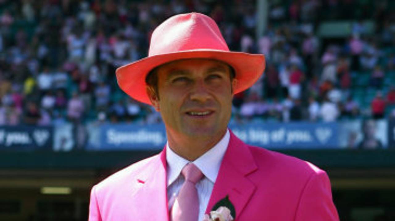 Michael Slater donned a pink suit in aid of the McGrath Foundation, Australia v Pakistan, 2nd Test, Sydney, 3rd day, January 5, 2010