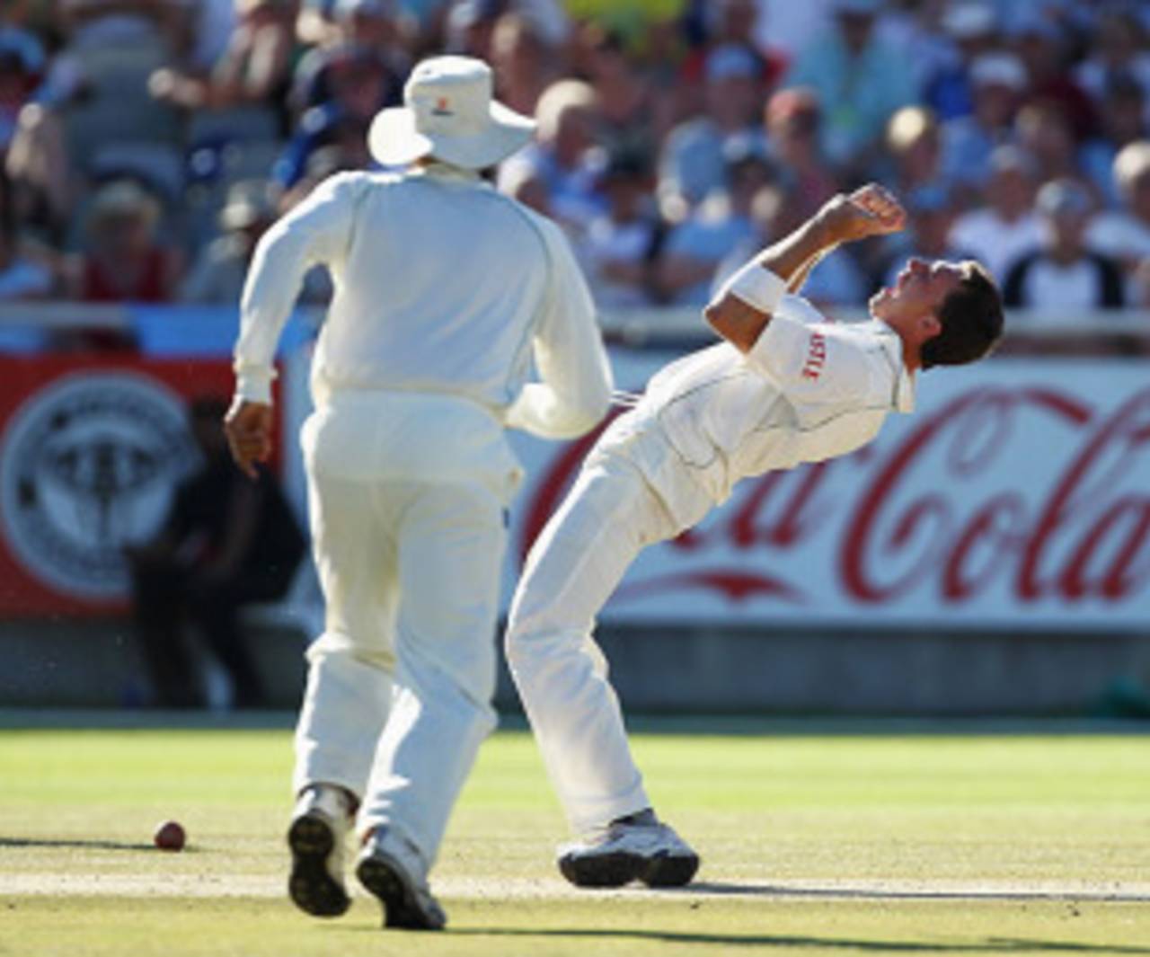 Dale Steyn is pumped up after trapping Kevin Pietersen lbw, South Africa v England, 3rd Test, Cape Town, January 6, 2010 