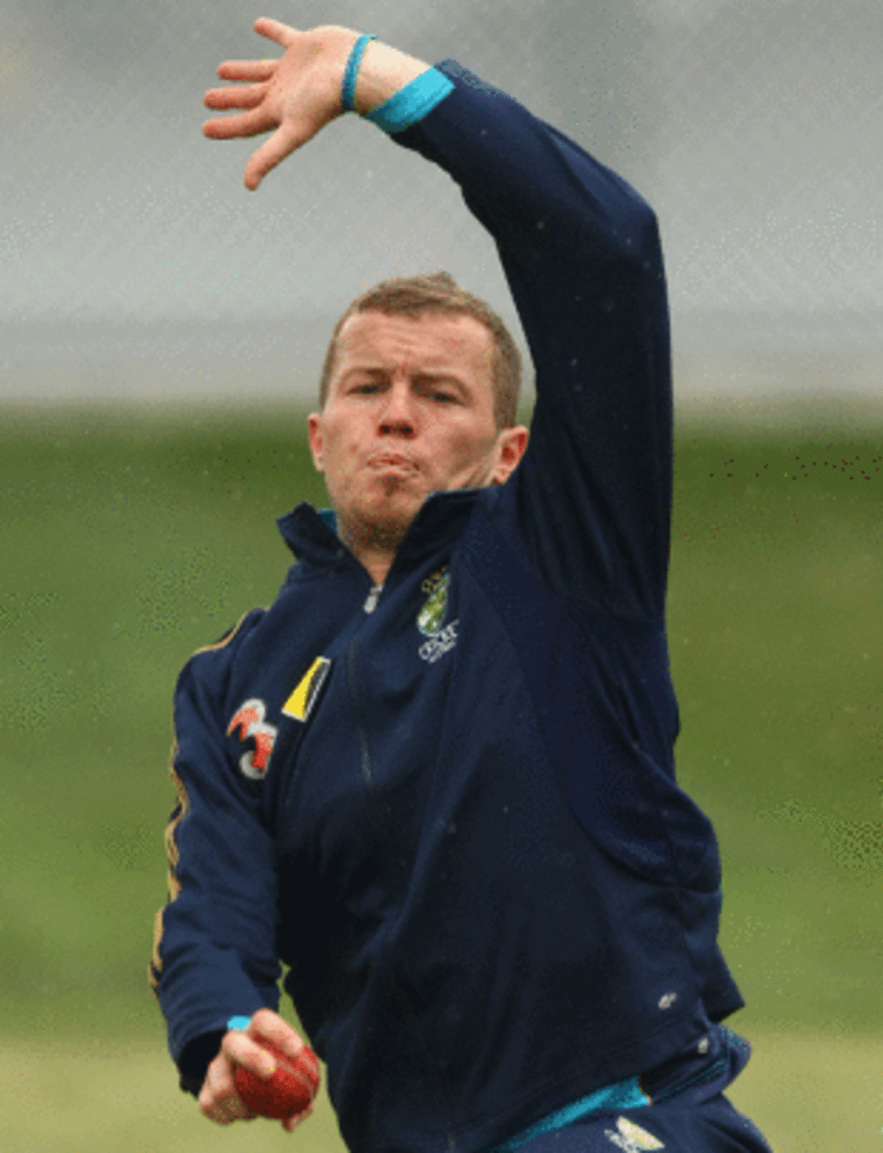 Peter Siddle fine tunes at training, Hobart, January 13, 2010