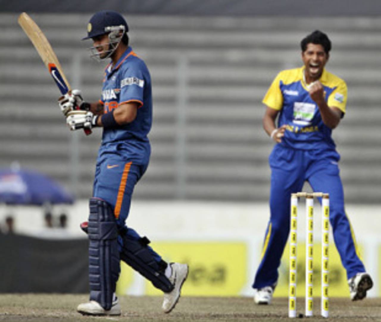 Virat Kohli makes the long walk back, India v Sri Lanka, Tri-series final, Mirpur, January 13, 2010