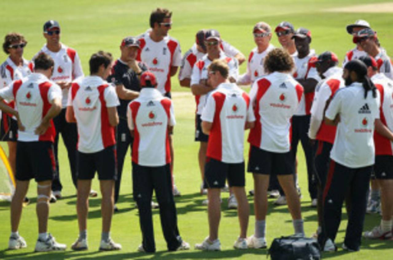England have a team meeting during their training session, Johannesburg, South Africa, January 13, 2010