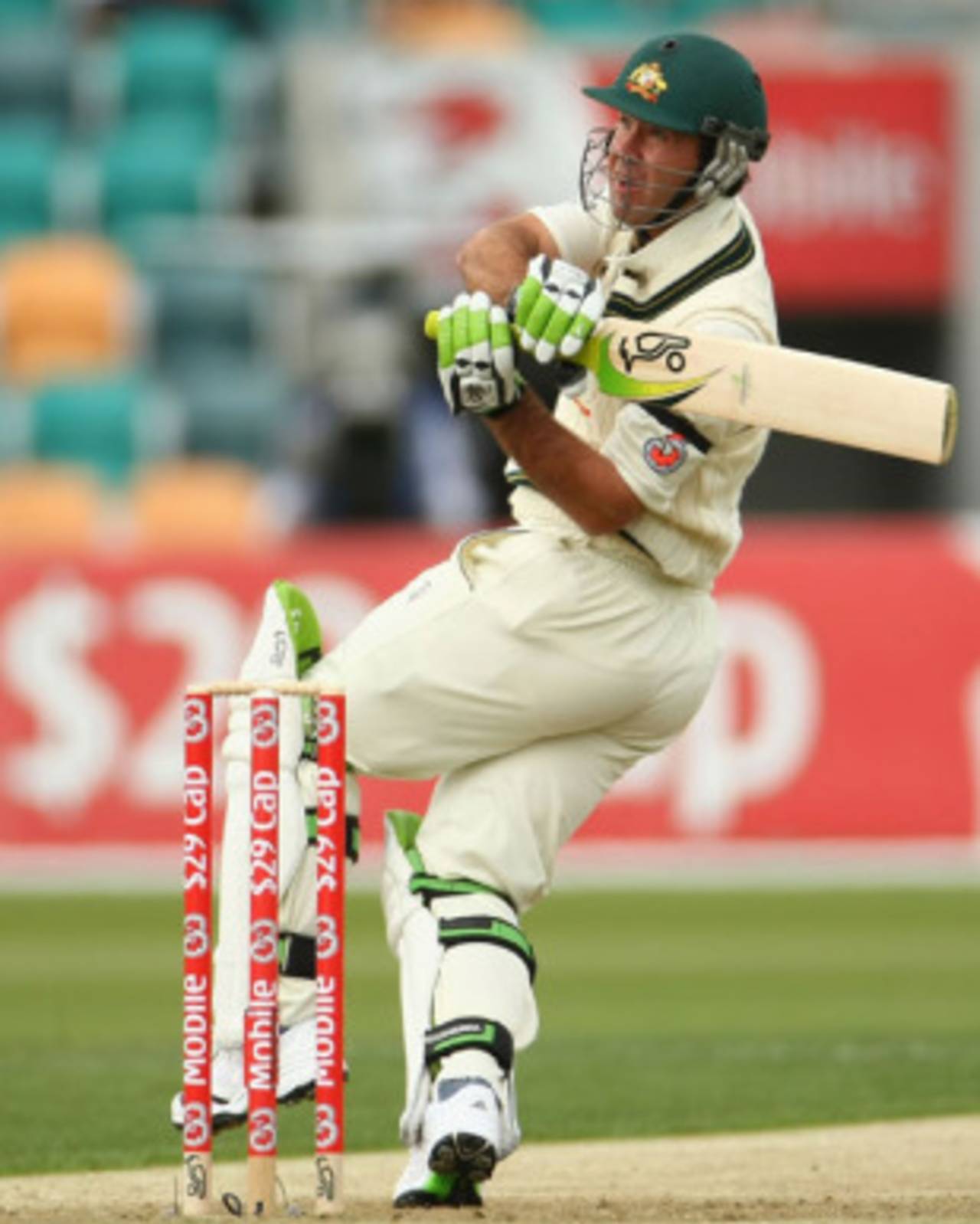 When in doubt, Ricky Ponting pulls&nbsp;&nbsp;&bull;&nbsp;&nbsp;Getty Images