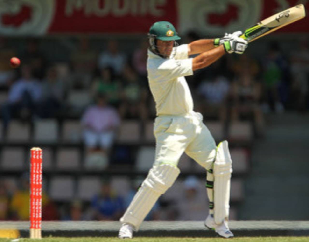 Ricky Ponting cuts on the way to a double-century, 3rd Test, Australia v Pakistan, 2nd day, Hobart, January 15, 2010