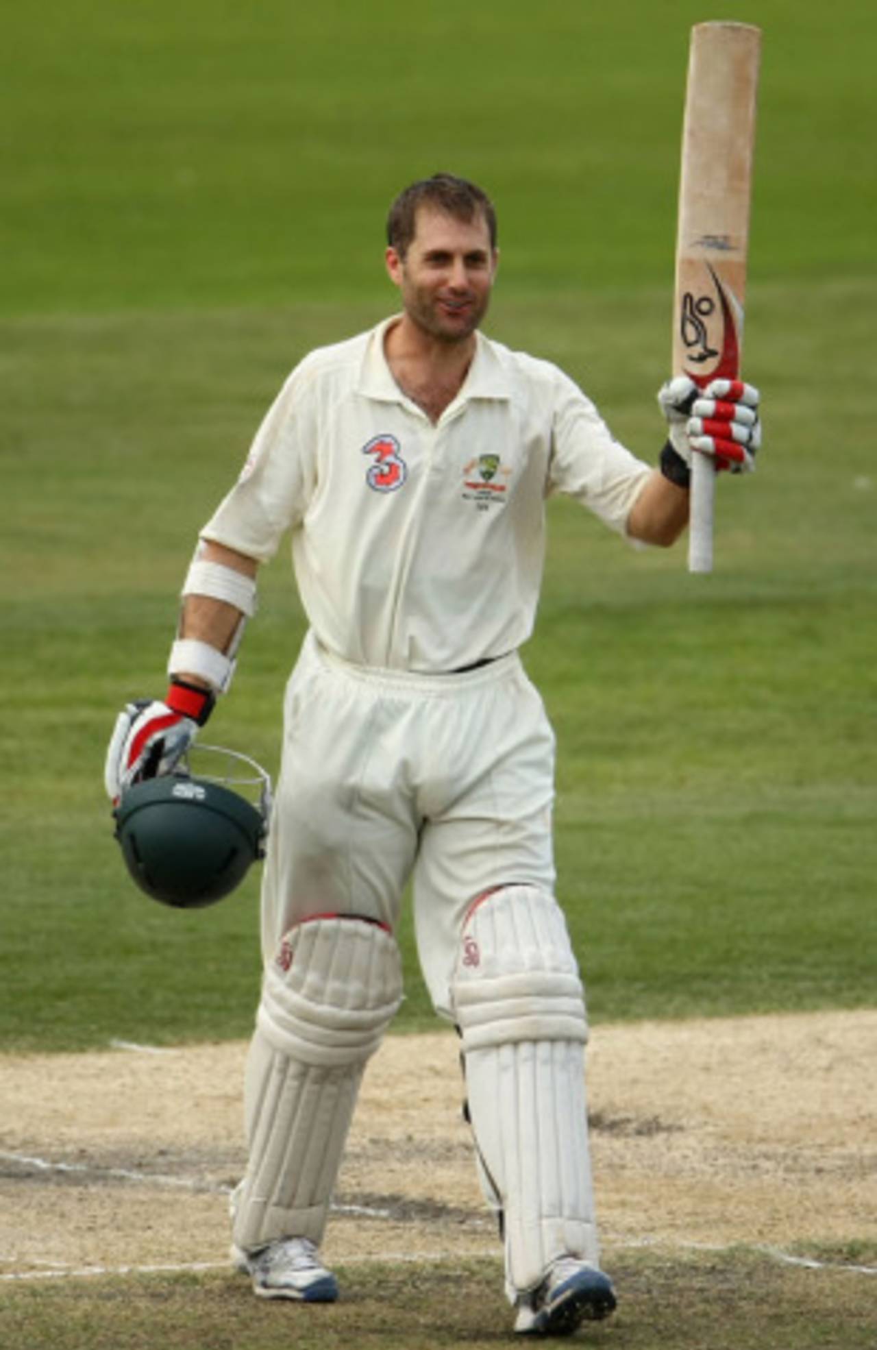 Simon Katich brings up his first century of the summer, 3rd Test, Australia v Pakistan, 4th day, Hobart, January 17, 2010