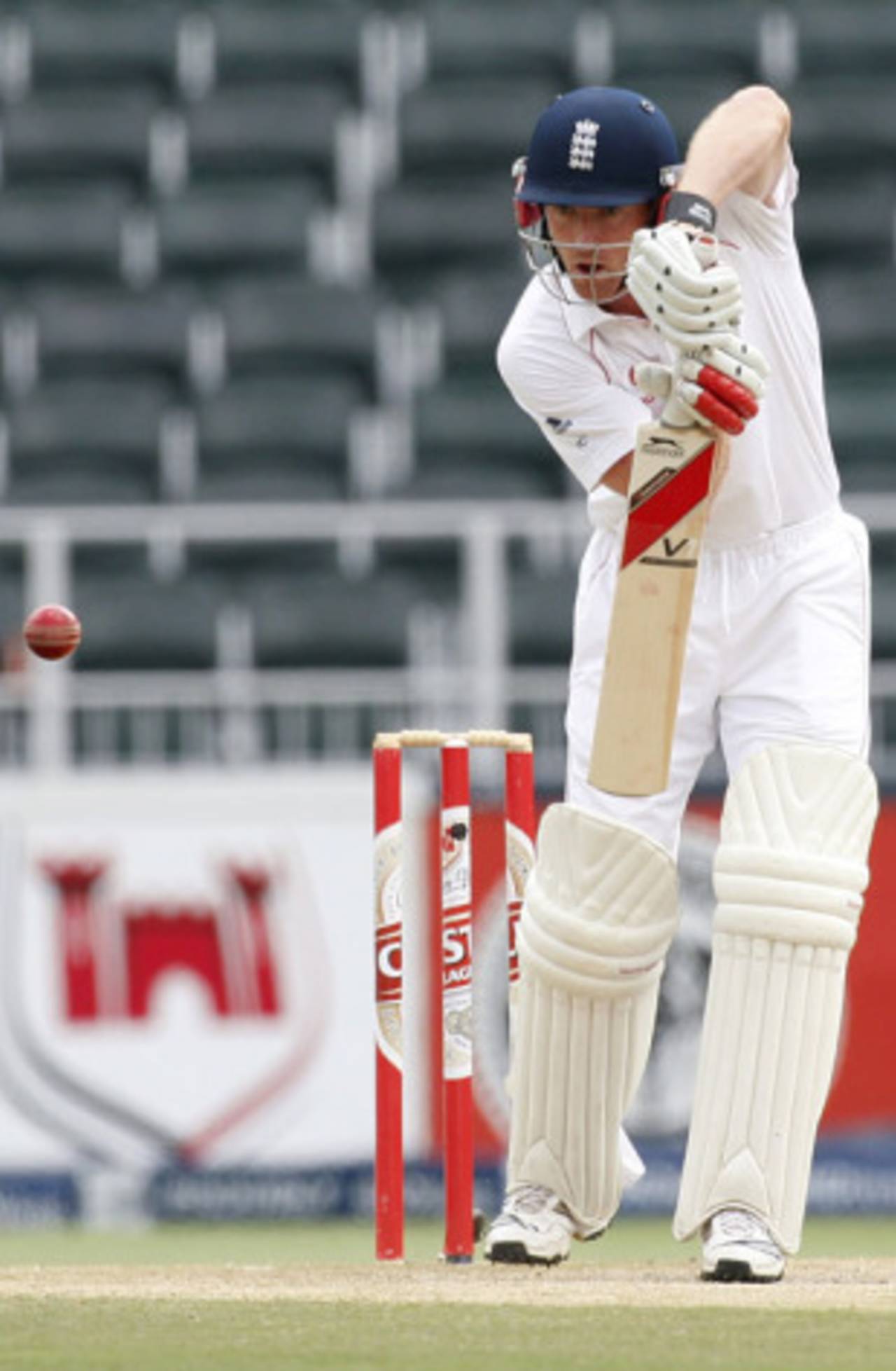 Paul Collingwood offered some bustling resistance but he played a lone hand, 4th Test, South Africa v England, Johannesburg, 17 January, 2010