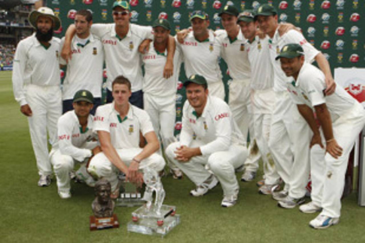 South Africa did enough to retain the Basil D'Oliveira Trophy, but England's determination ensured the Test series was drawn&nbsp;&nbsp;&bull;&nbsp;&nbsp;Getty Images