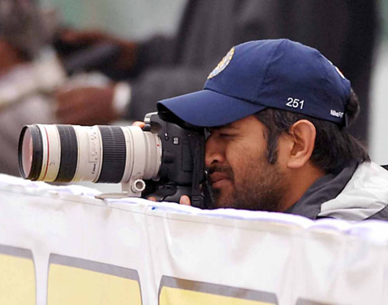 MS Dhoni keeps an eye on proceedings, Bangladesh v India, 1st Test, Chittagong, 2nd day, January 18, 2010 