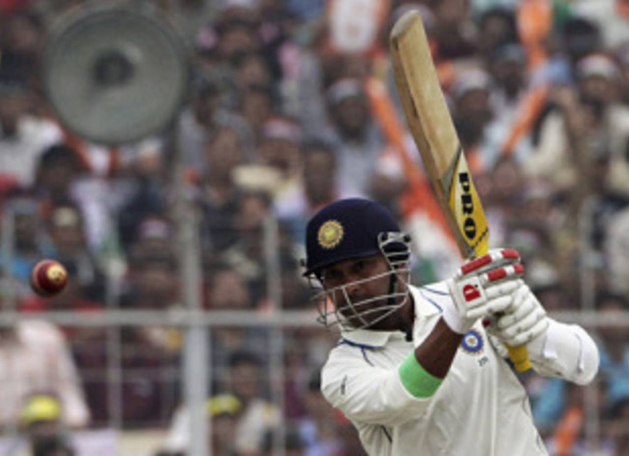 Amit Mishra's cameo helped India's cause, India v South Africa, 2nd Test, Kolkata, 3rd day, February 16, 2010