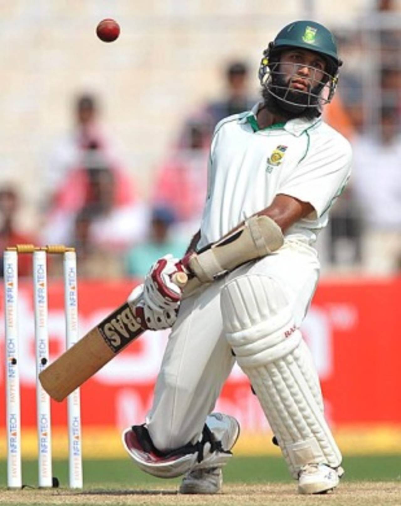 Hashim Amla leaves a short one, India v South Africa, 2nd Test, Kolkata, 5th day, February 18, 2010