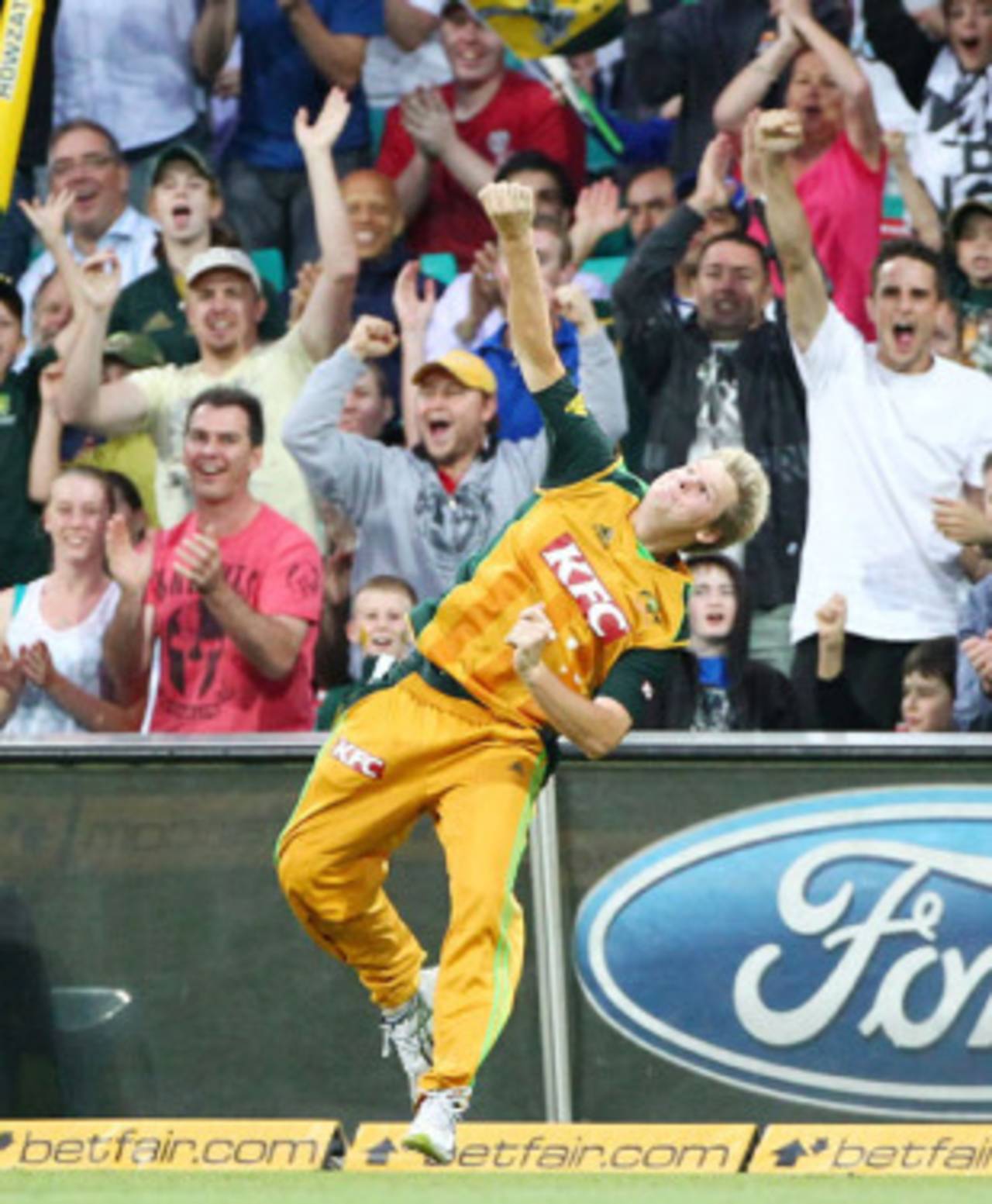 Steven Smith celebrates his stunning outfield catch of Travis Dowlin, Australia v West Indies, 2nd T20, Sydney, February 23, 2010