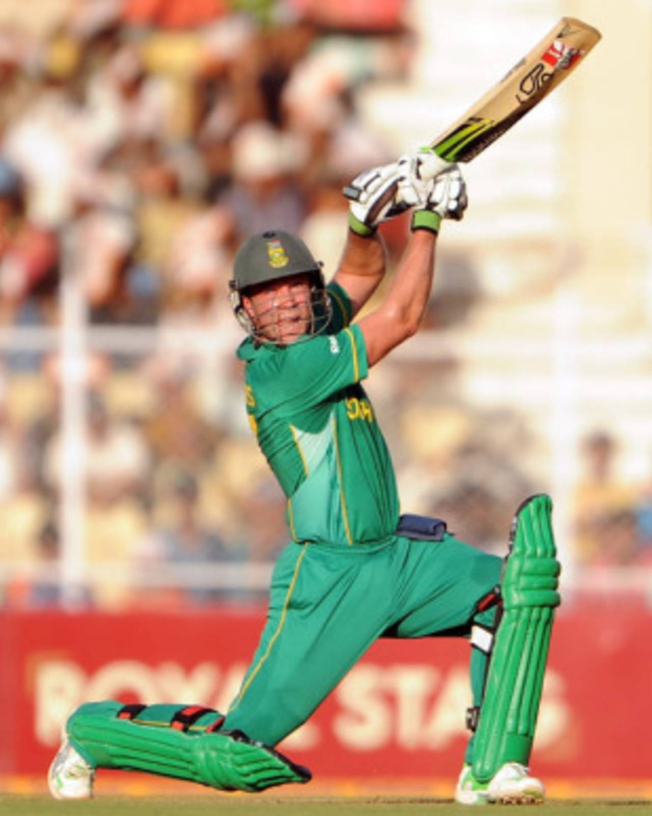 A delightful front-foot drive from AB de Villiers , India v South Africa, 3rd ODI, Ahmedabad, February 27, 2010
