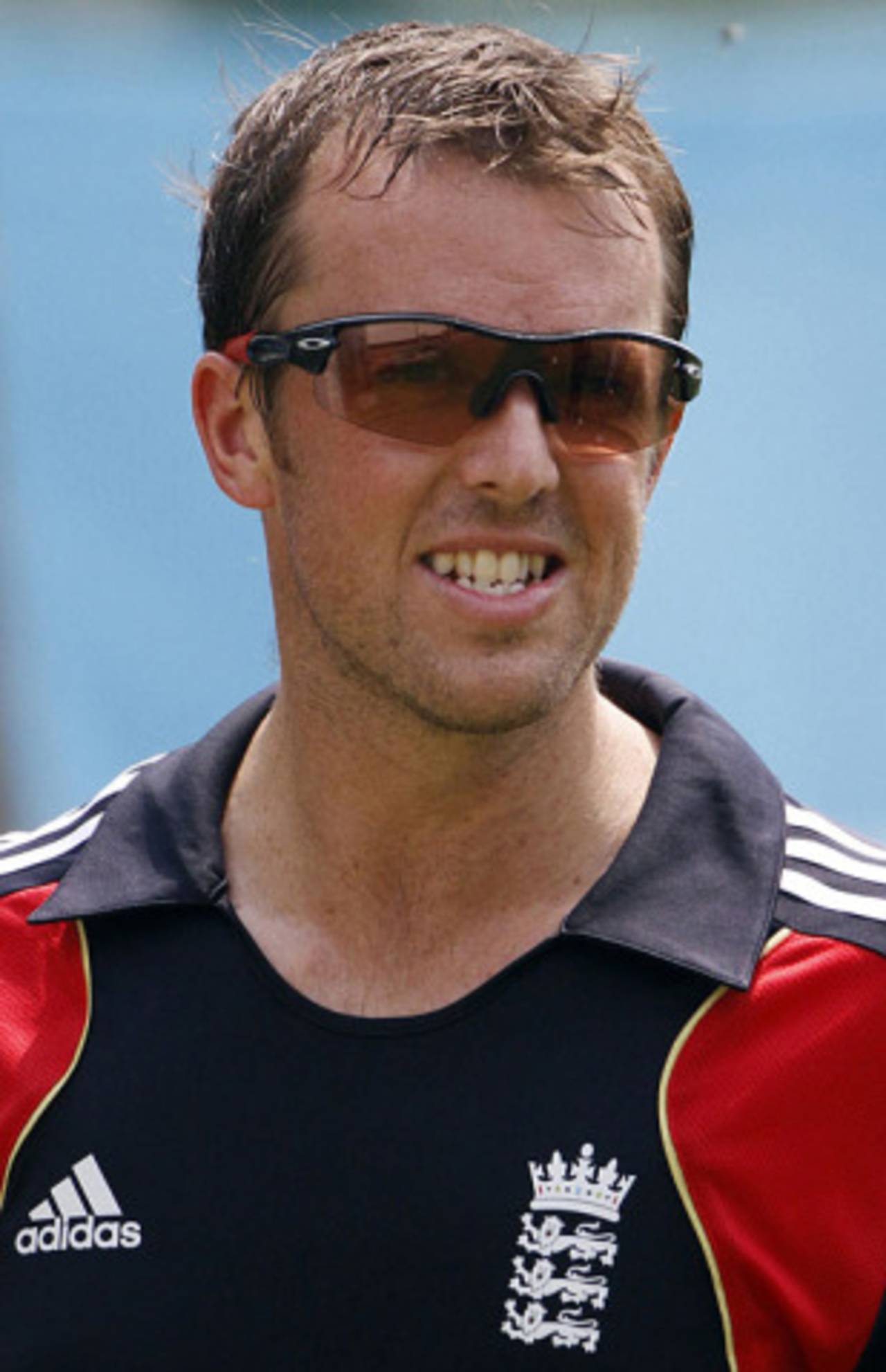 Graeme Swann toils hard, Dhaka, March 18, 2010