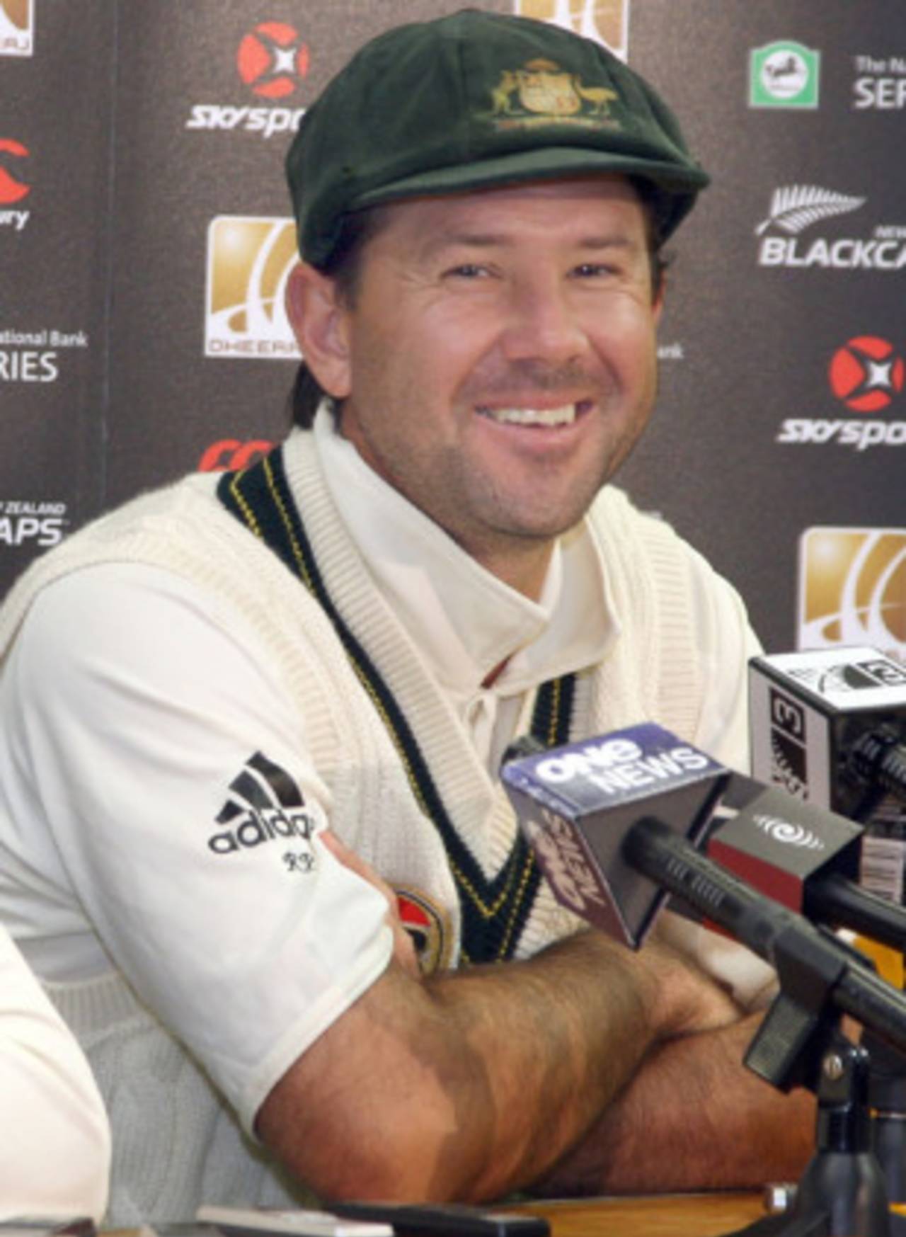 Ricky Ponting: "If we all do the right thing on the field, hopefully there will be something positive coming back on the newspaper pages"&nbsp;&nbsp;&bull;&nbsp;&nbsp;Getty Images