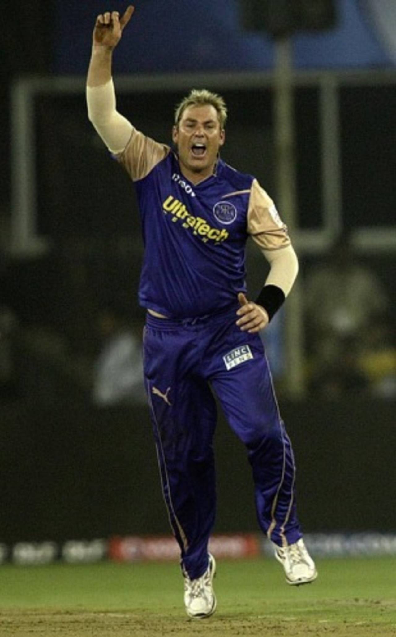 Shane Warne plays a man's game with a child's fervour. KP and Symonds could learn from him&nbsp;&nbsp;&bull;&nbsp;&nbsp;Indian Premier League