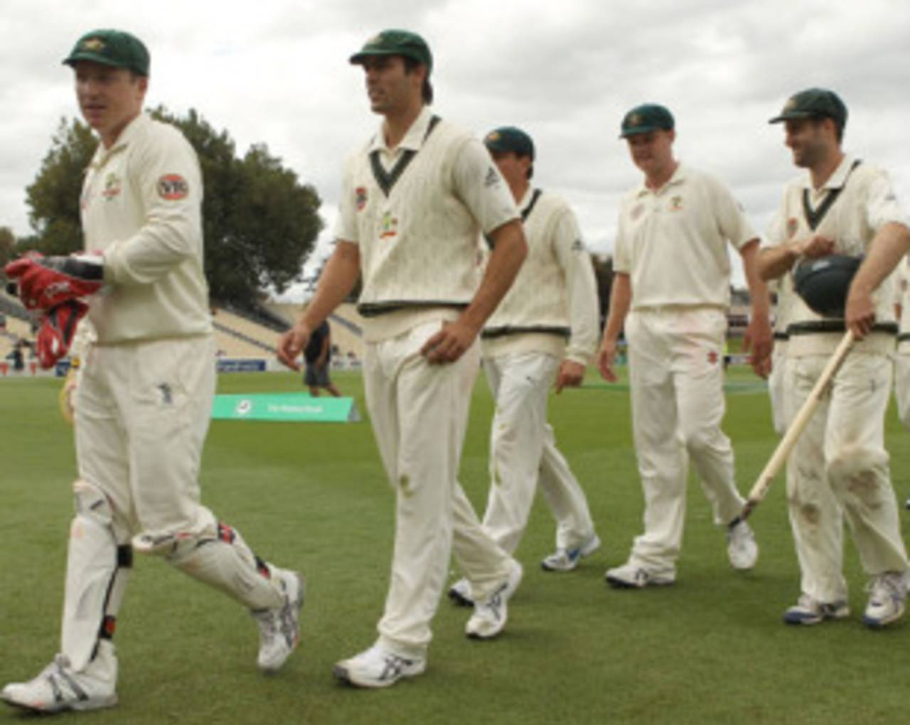 Mitchell Johnson finished the game with 10 wickets, New Zealand v Australia, 2nd Test, Hamilton, 5th day, March 31, 2010